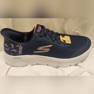 NWT Women's Skechers GO WALK HANDS FREE Blue Sneakers Sz 8